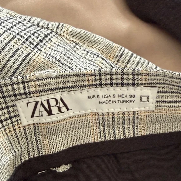 Zara Men's Gray Checkered Dress Pants - Picture 4 of 4